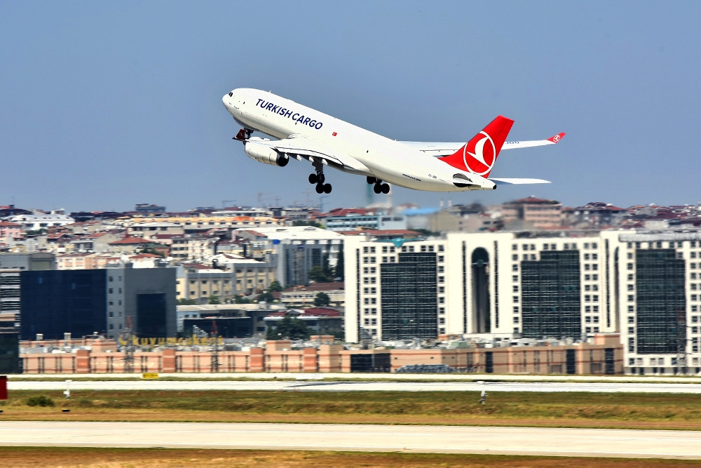 Turkish Cargo continua a crescer em um mercado de carga aérea em retração